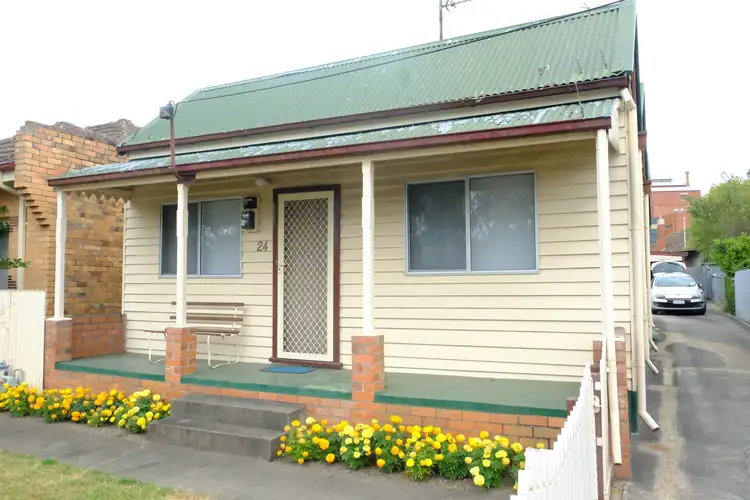 24 Anderson Street, Ballarat Central VIC 3350