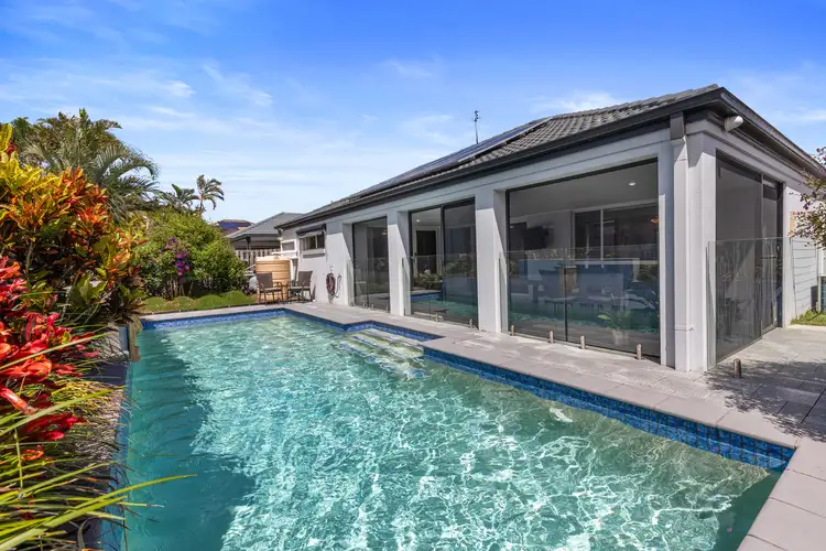 35 Ken Crescent, Helensvale QLD 4212