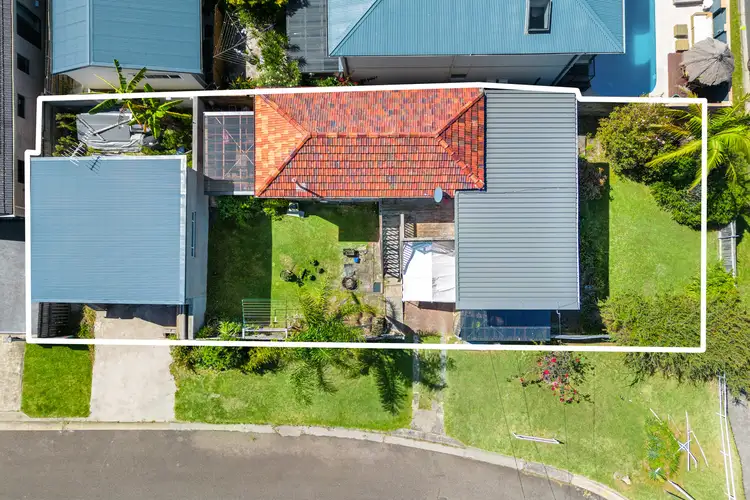 130 Warringah Road, Narraweena NSW 2099