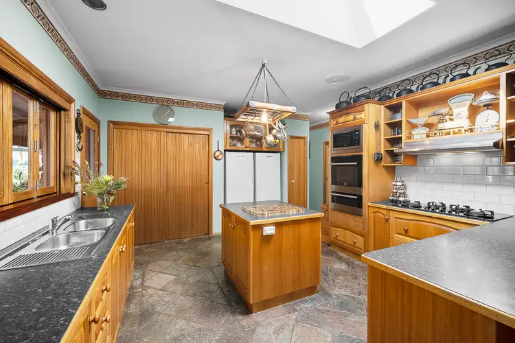 Fifth view of Homely house listing, 21 McKenzie Court, Darley VIC 3340