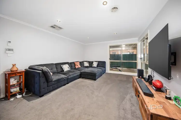 Fifth view of Homely house listing, 6 Malmsbury Place, Caroline Springs VIC 3023