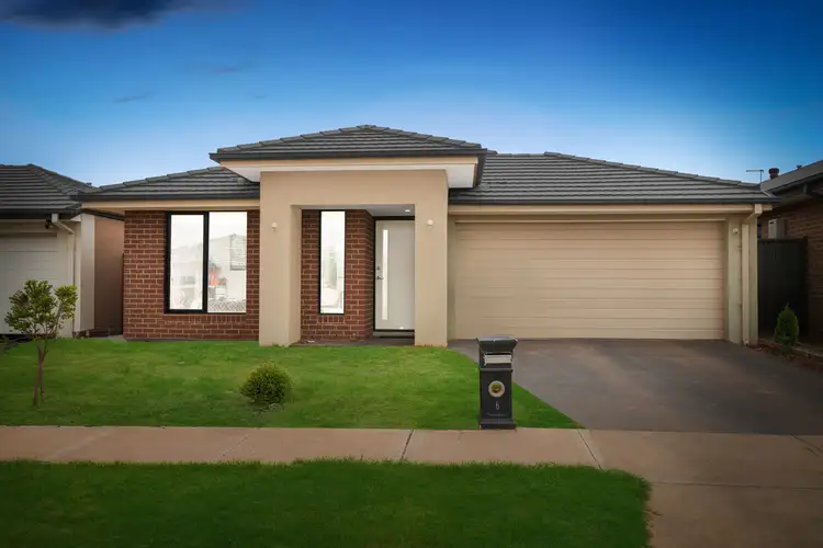 Second view of Homely house listing, 6 Darwinia Way, Cobblebank VIC 3338