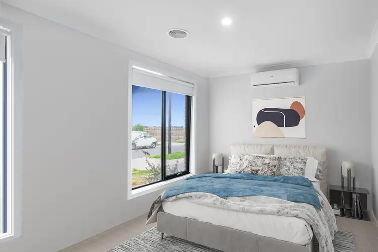 Third view of Homely house listing, 6 Darwinia Way, Cobblebank VIC 3338