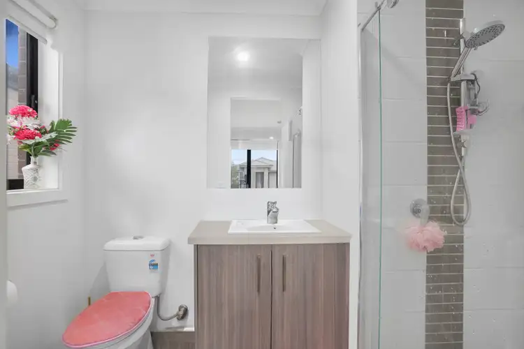 Fourth view of Homely house listing, 6 Darwinia Way, Cobblebank VIC 3338