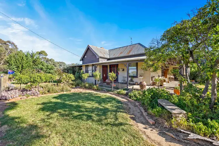 20 Bains Road, Navarre VIC 3384