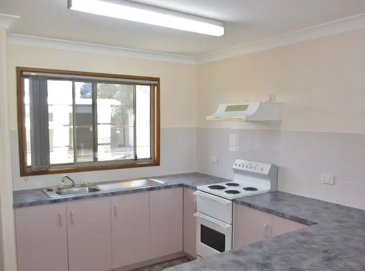 Fourth view of Homely unit listing, 2 College Crescent, Dalby QLD 4405