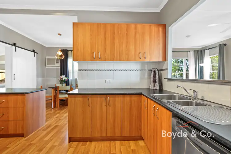 Fifth view of Homely house listing, 6 Lardner Road, Drouin VIC 3818