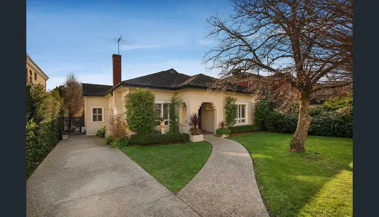 14 Monash Avenue