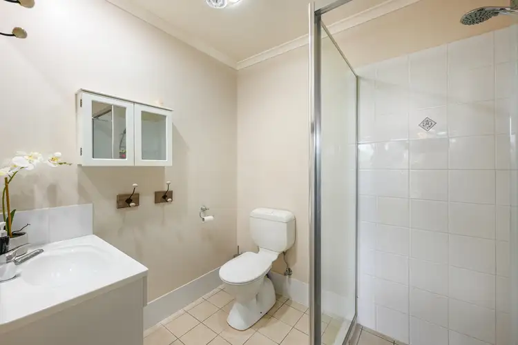 Sixth view of Homely unit listing, 2/322 Goombungee Road, Harlaxton QLD 4350