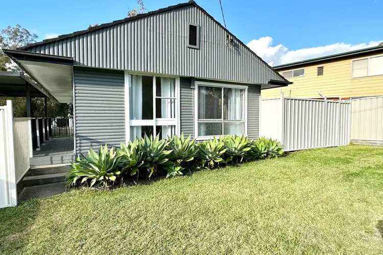 23 Victoria Street, Windermere Park NSW 2264
