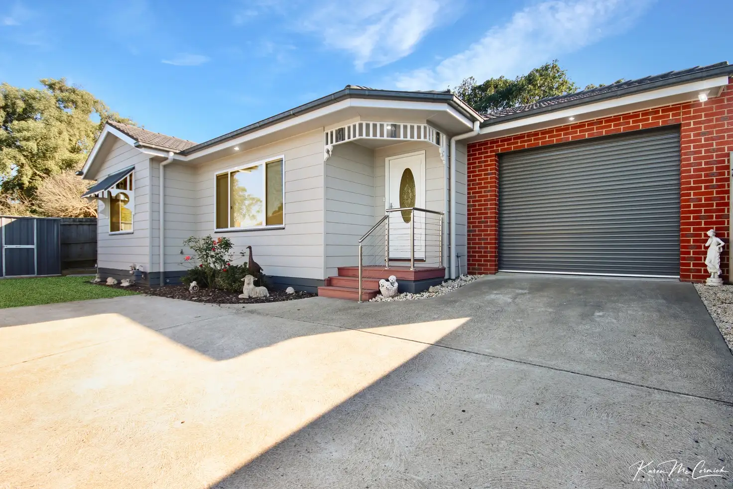 Main view of Homely townhouse listing, 2/9 Longwarry Road, Drouin VIC 3818