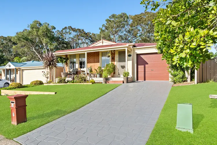 24 Woodbridge Crescent, Lake Munmorah NSW 2259