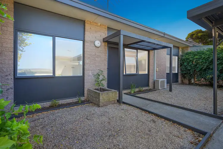 2/3 Matlock Street, Herne Hill VIC 3218