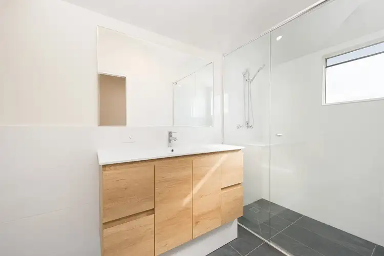 Third view of Homely unit listing, 5/13 Broadway Street, Woolloongabba QLD 4102