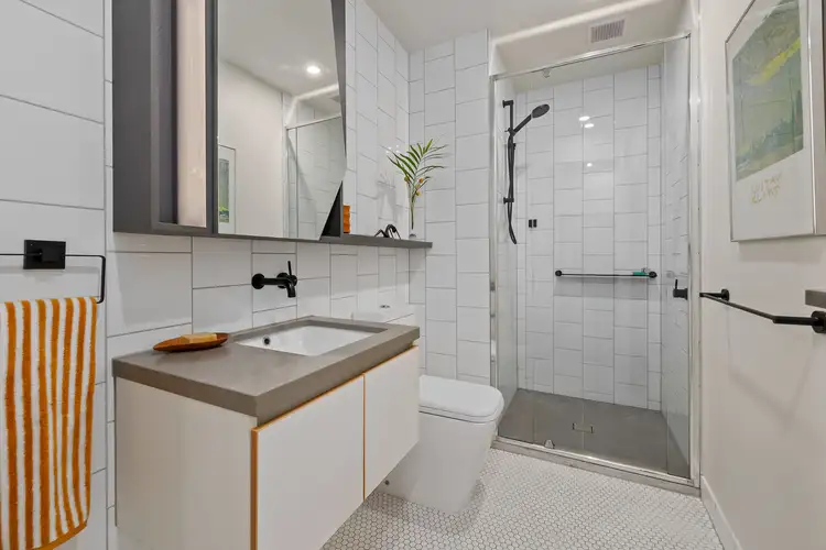 Fifth view of Homely apartment listing, 5.05/636 High Street, Thornbury VIC 3071