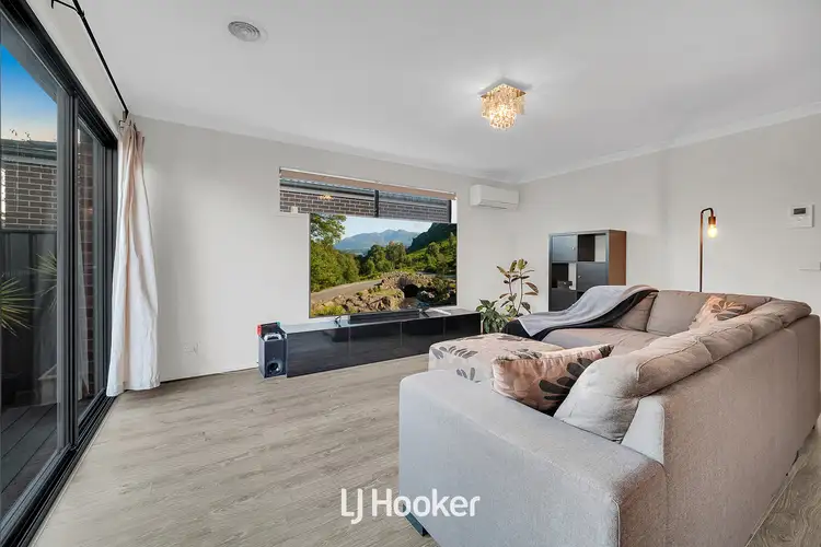 Sixth view of Homely house listing, 6 Dellinea Street, Cranbourne North VIC 3977