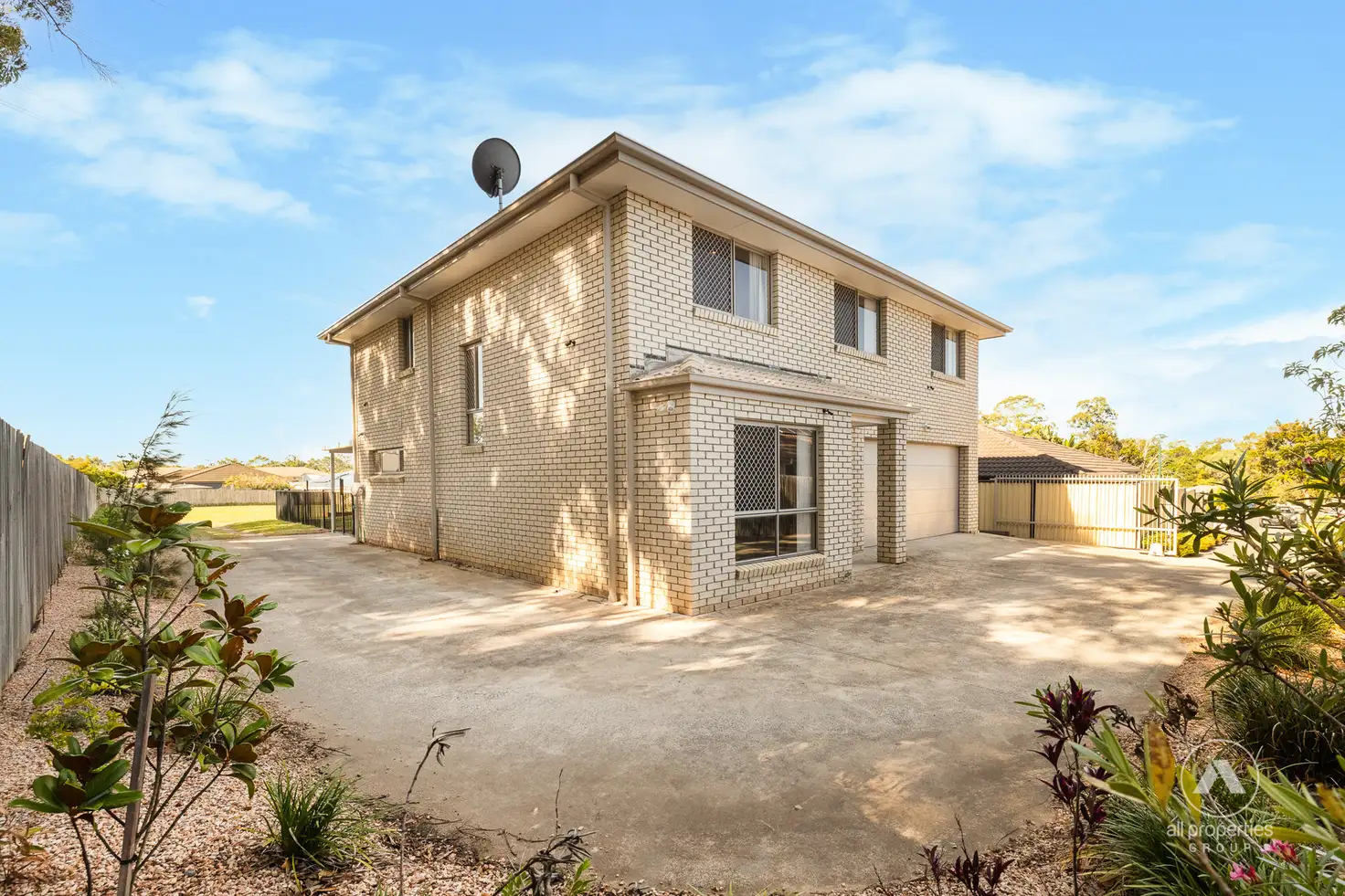 Main view of Homely house listing, 8 Airedale Court, Berrinba QLD 4117