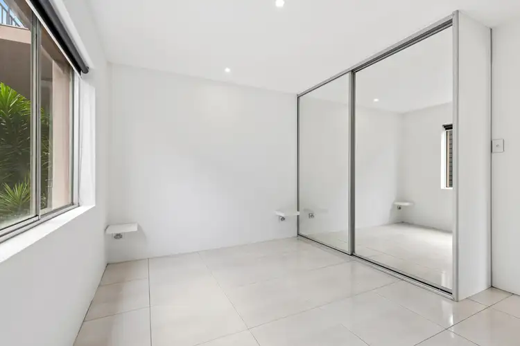 Third view of Homely apartment listing, 5/9 Longview Street, Balmain NSW 2041