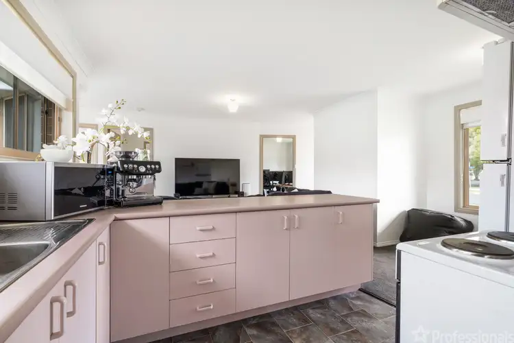 Second view of Homely townhouse listing, 1/24 Park Street, Orange NSW 2800