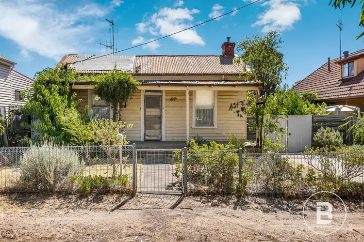 24 Olinda Street, Quarry Hill VIC 3550