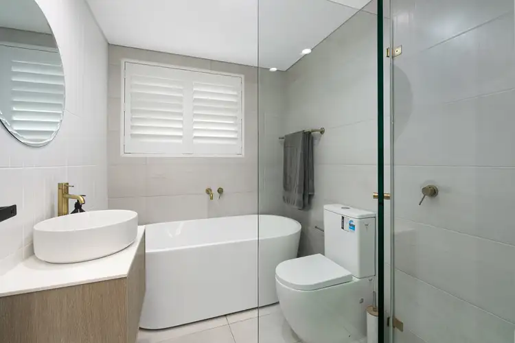 Fifth view of Homely apartment listing, 4/6-8 Elizabeth Place, Cronulla NSW 2230