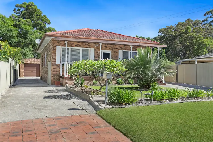 29 Jobson Avenue, Mount Ousley NSW 2519