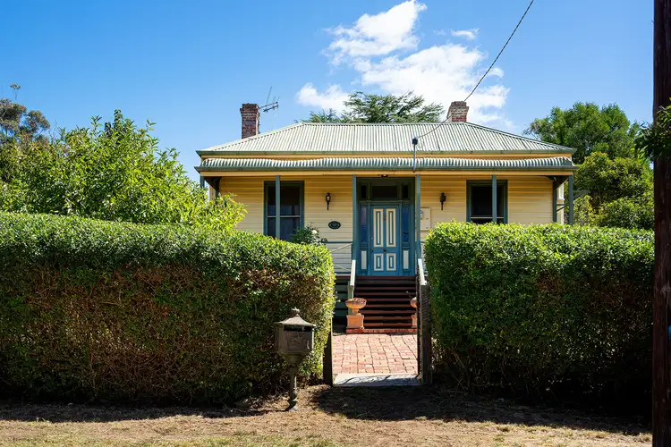 51 Farnsworth Street, Castlemaine VIC 3450