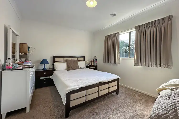 Fifth view of Homely house listing, 9 Redleaf Avenue, Warragul VIC 3820