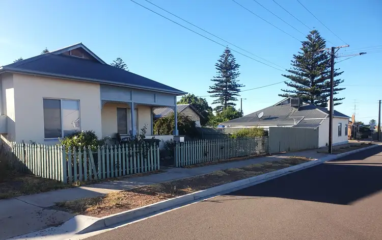 16 & 16A Kleeman Street, Whyalla SA 5600