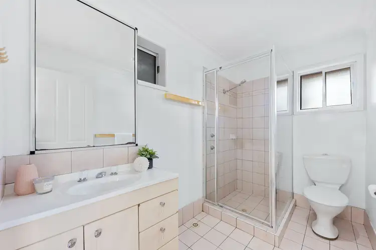 Sixth view of Homely house listing, 4 Oaktree Grove, Prospect NSW 2148
