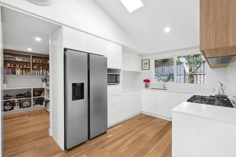 Second view of Homely house listing, 5 Aminya Place, St Ives NSW 2075