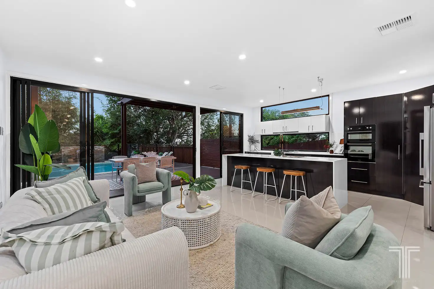 Main view of Homely house listing, 28 Raven Street, Camp Hill QLD 4152