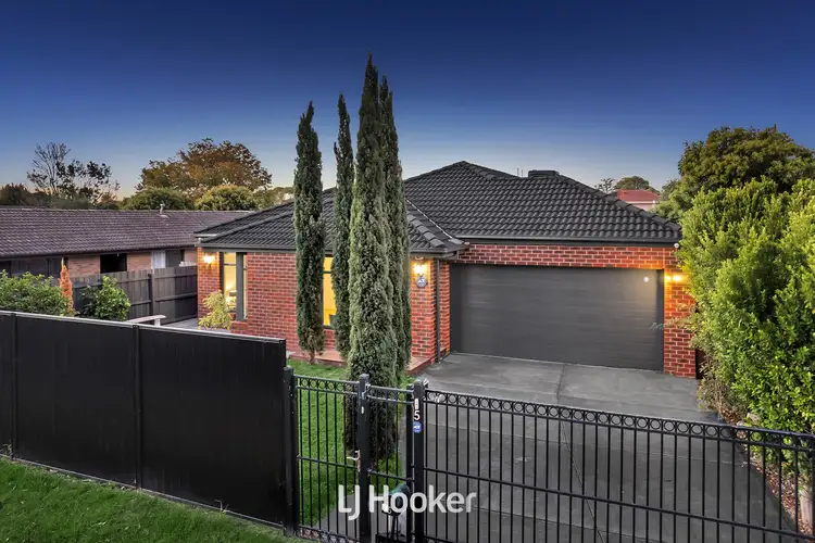 5 Glenwood Court, Cranbourne VIC 3977
