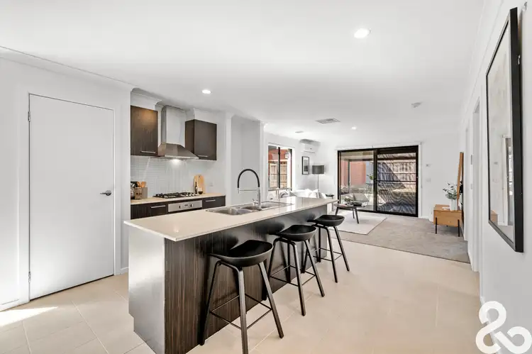 Sixth view of Homely house listing, 5 Alimia Rise, Lalor VIC 3075