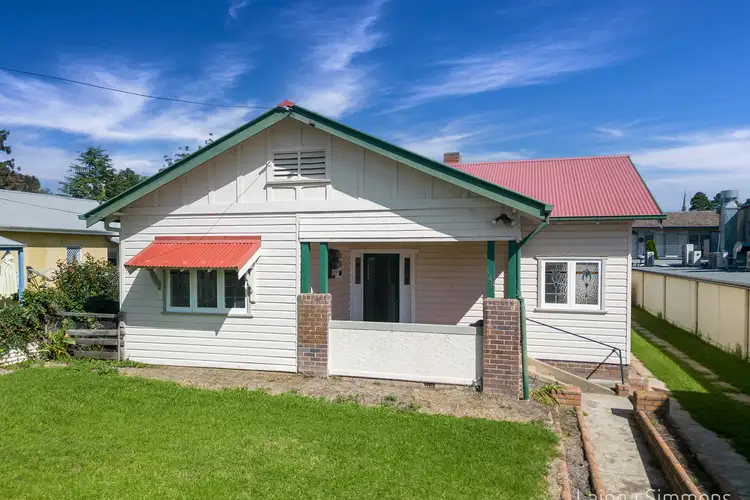 148 Marsh Street, Armidale NSW 2350