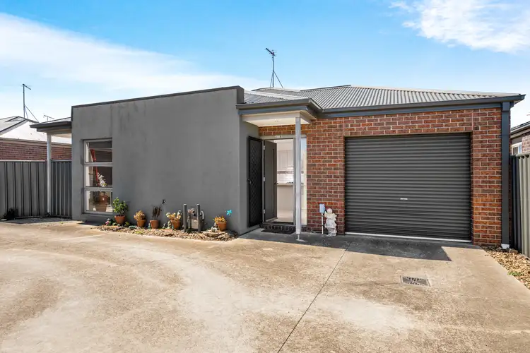 2/6 Koala Court, Whittington VIC 3219
