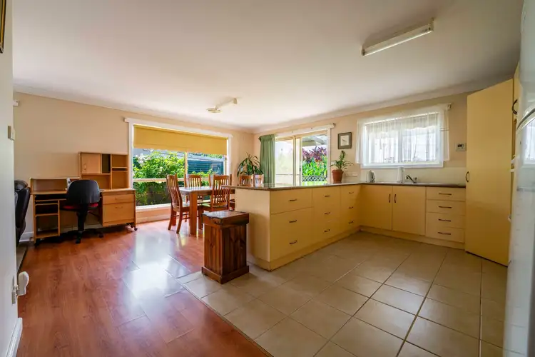 Fifth view of Homely house listing, 8 Carey Street, Heywood VIC 3304