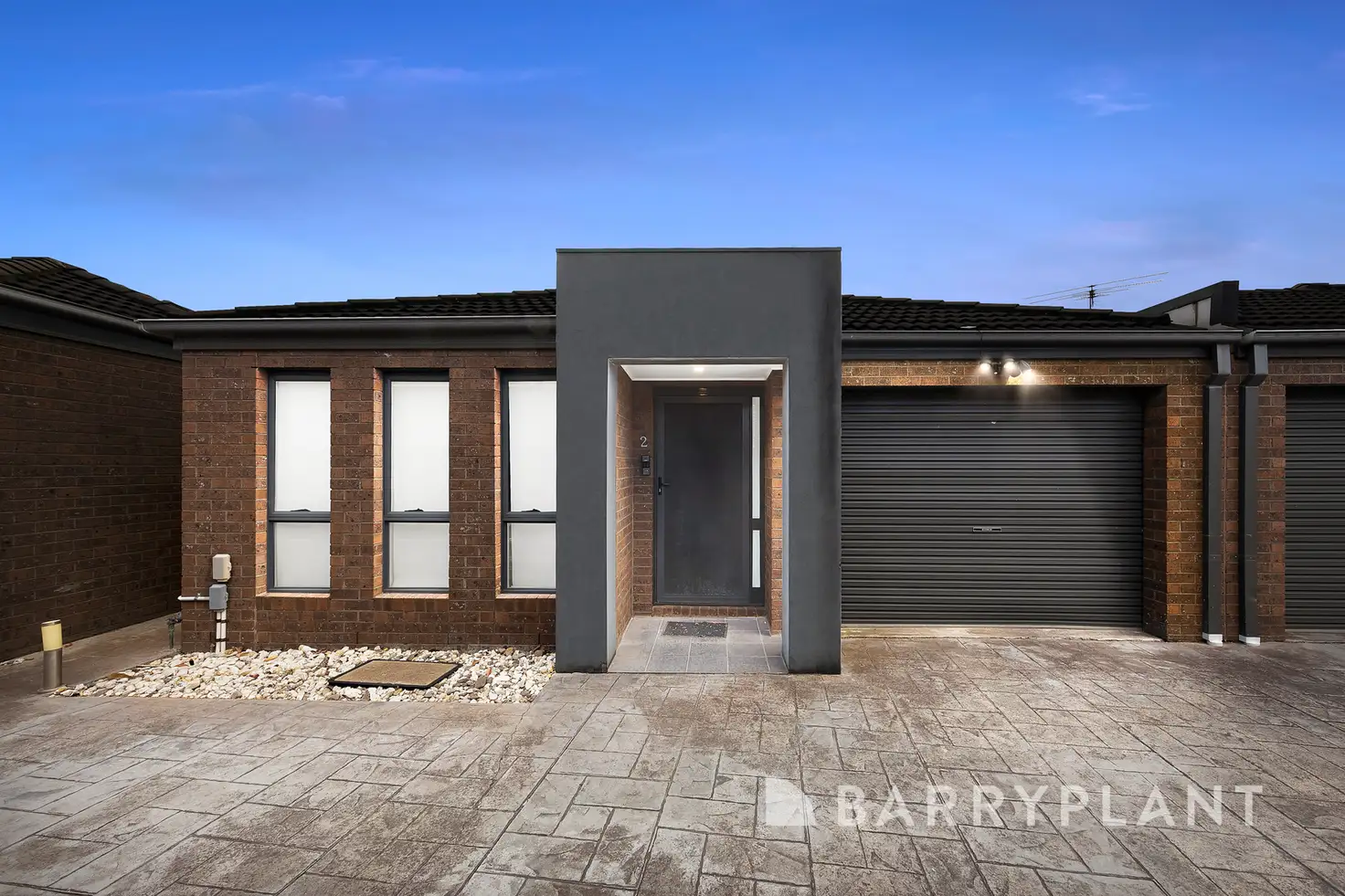 Main view of Homely unit listing, 2/4 McRae Avenue, St Albans VIC 3021