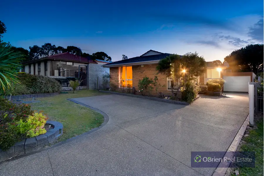 Main view of Homely house listing, 39 Mildura Crescent, Endeavour Hills VIC 3802