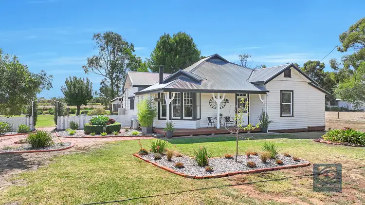32 Clifton Street, Mathoura NSW 2710