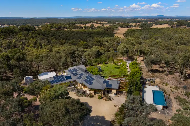 202 Ranters Gully Road, Campbells Creek VIC 3451