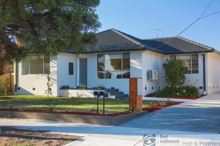 1/11 Pinewood Avenue, Dandenong North VIC 3175