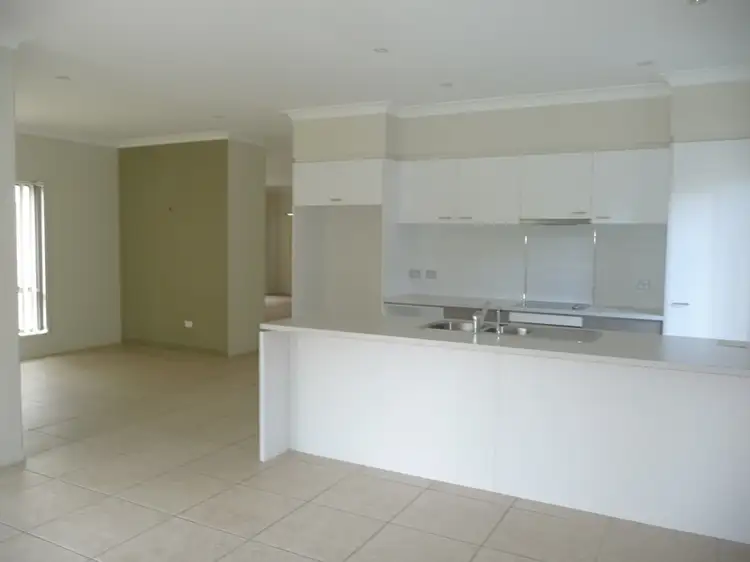 Fifth view of Homely house listing, 29 Casuarina Drive, Molendinar QLD 4214