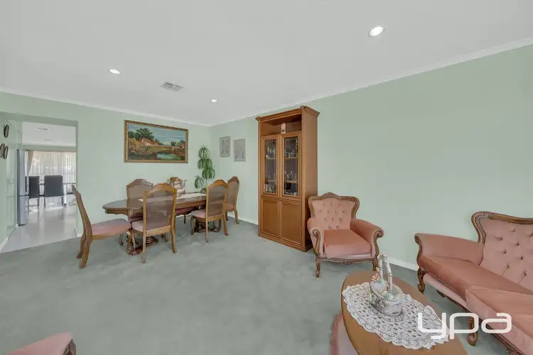 Fifth view of Homely house listing, 1 Ketwick Court, Sydenham VIC 3037