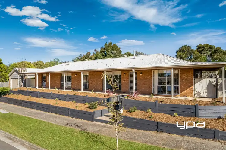 11 Fullbrook Drive, Sunbury VIC 3429
