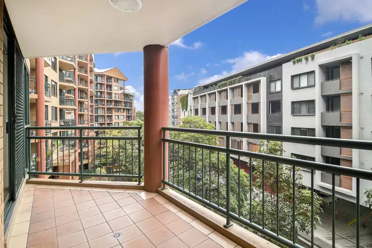 30/2-26 Wattle Crescent