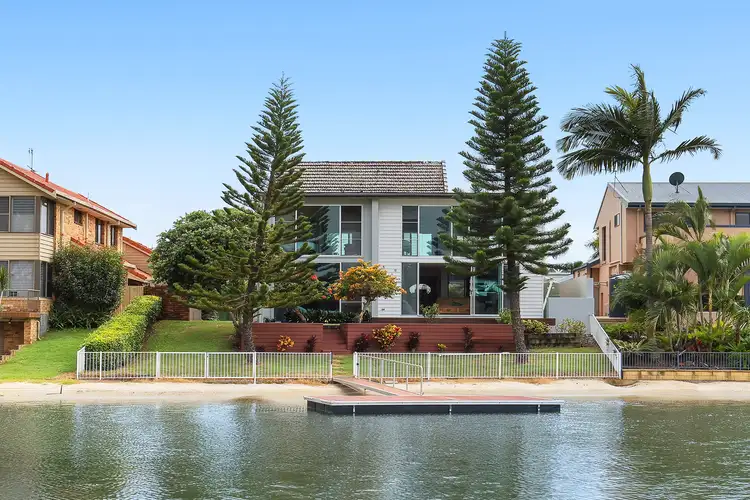 5 Bal Harbour, Broadbeach Waters QLD 4218