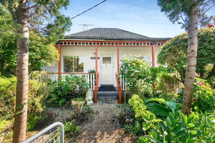 28 Lett Street