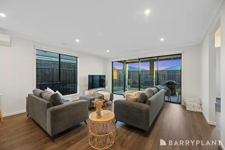 Sixth view of Homely house listing, 26 Horsetail Way, Drouin VIC 3818