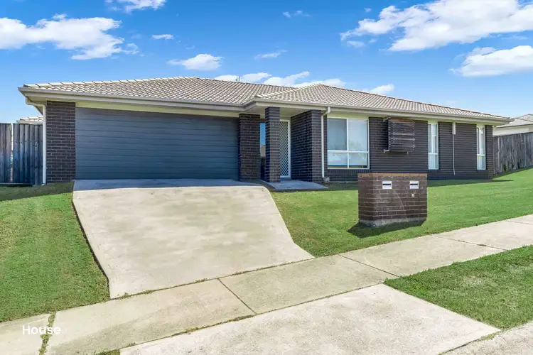 5-5a Cockatoo Ridge, Aberglasslyn NSW 2320
